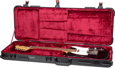 Amazon.com: Crossrock ABS Electric Guitar Flight Case for Stratocaster ...