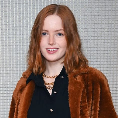 Willow Star Ellie Bamber Lands Next Lead Role As Kate Moss In Biopic