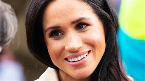 Meghan Markle Accepts The Women Of Vision Award While Looking Like A Vision Herself