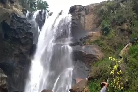 Air Terjun Sunggah Ponorogo Jawa Timur Spot Wisata Lebaran 2024 Seru