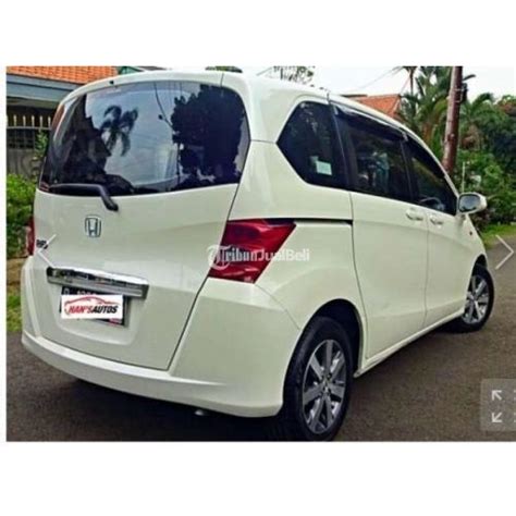 Honda Freed Psd E Tahun White Matic Bekas Second Harga Murah Di