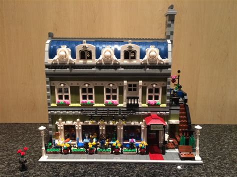 Modified Parisian Restaurant with a lot of customers and wine! | Lego ...