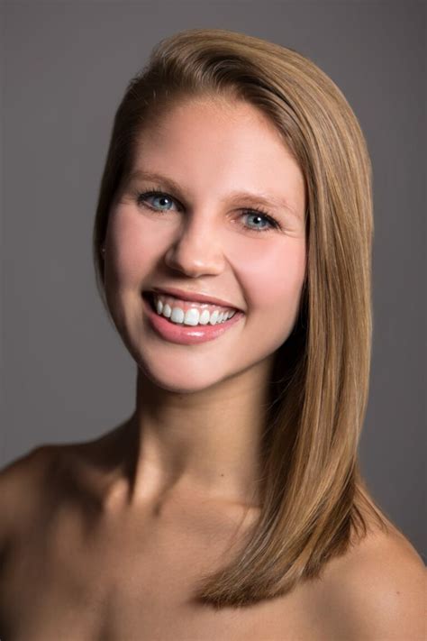 Balletmet Dancer Headshots Jennifer Zmuda