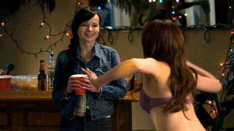 Jillian Rose Reed Nuda Anni In Awkward