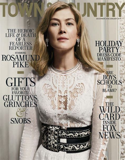 Rosamund Pike In Town And Country Magazine 2018 December2019 January