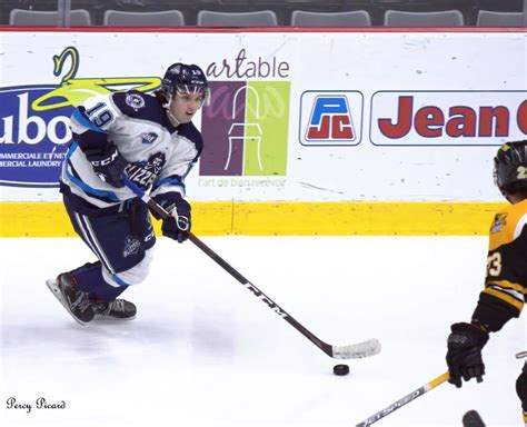 Blake Richardson Est Le Deuxième Joueur à Quitter Le Blizzard Pour Le