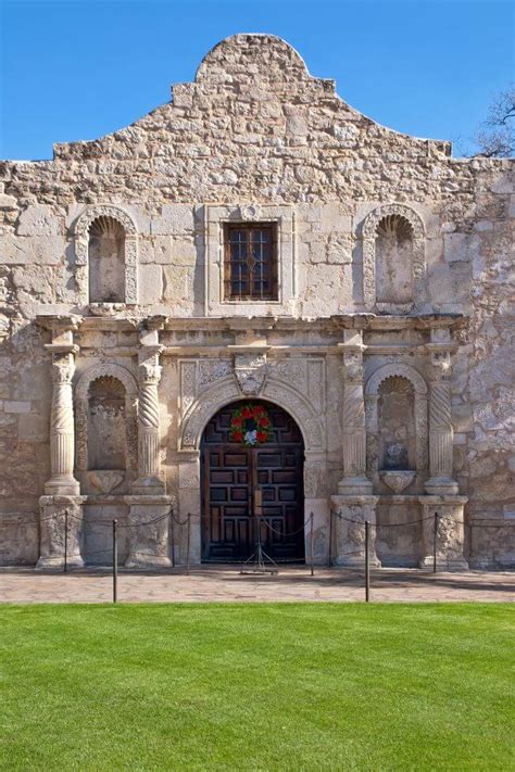 The 13 Most Haunted Places In Texas