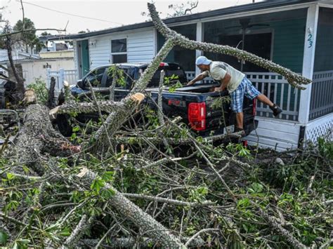 Florida Official At Least 21 Fatalities In Aftermath Of Hurricane Ian