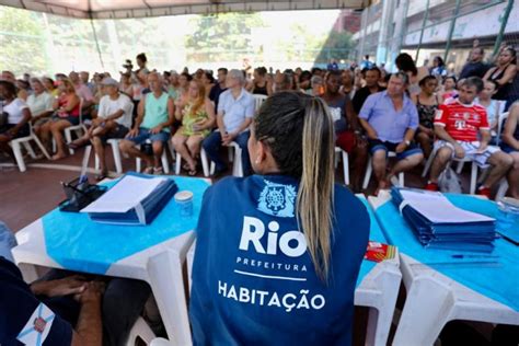 Prefeitura Do Rio Entrega Mais De Três Mil Termos De Reconhecimento De