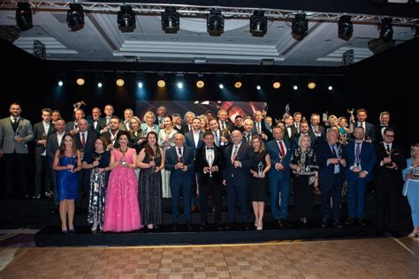 Jubileuszowa Gala Vip I Znamienite Grono Laureat W Magazyn Vip