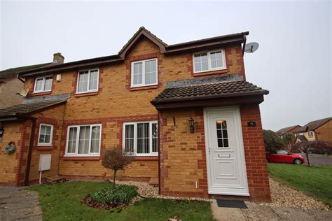 Renters debate the accuracy of zillow houses for rent near me 42