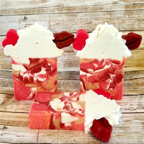 Handmade Soap Pretty Soap Mothers Day Soap Handmade Etsy Frio