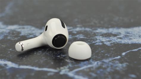 Apple AirPods Pro Headphones Review: The Best Buds For Apple Fans