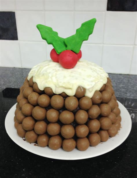 Malteser Christmas Pudding Chocolate Cake | Christmas pudding, Desserts ...