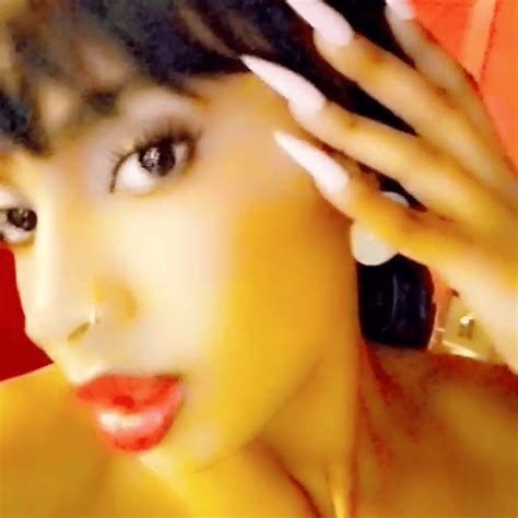 Directed By Me Joliedoll Hot All Summer Lyrics Lyrics Plyric