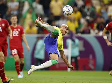 Autor Dos Gols Da Estreia Do Brasil Na Copa Richarlison Ajudou Manaus