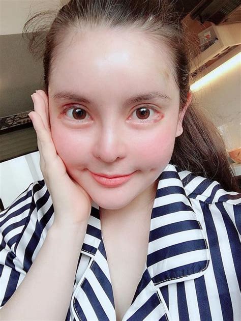 Hot girl dao kéo Vân Tokyo tiếp tục đập đi sửa lại bất chấp kiêng cữ sau sinh