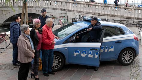 Come Difendersi Dalle Truffe Agli Anziani In Casa