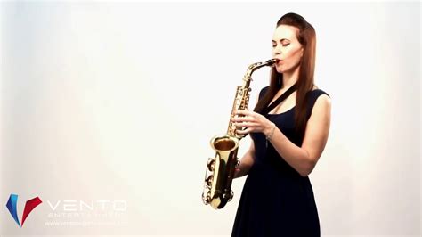 Female Saxophone Player In Dubai Dubai Lady Saxophonist Youtube