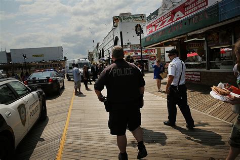 Watch Atlantic City Police Play Soccer With Kids On Boardwalk