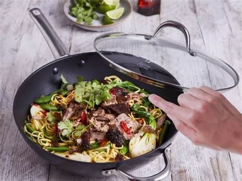 Desapegadoc Panela Profissional Wok Tampa 30cm Jamie Oliver Frete grátis