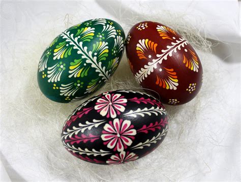 Pisanki Polish Easter Eggs Made In Batik Lamus Dworski