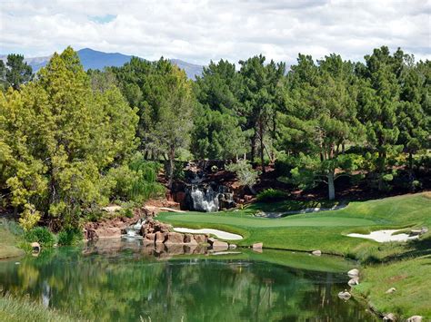 Shadow Creek Golf Club (North Las Vegas, Nevada) | GolfCourseGurus