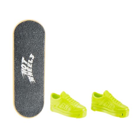 Hot Wheels Skate Fingerboard Singles Random Set Of 2