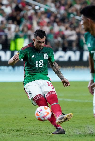 Luis Chávez Con Pie Y Medio En El Dynamo De Moscú De Rusia Hoy Fut