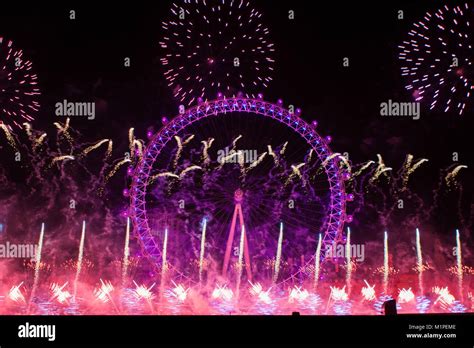 London New Years Eve 2018 Celebrations Featuring Atmosphere View