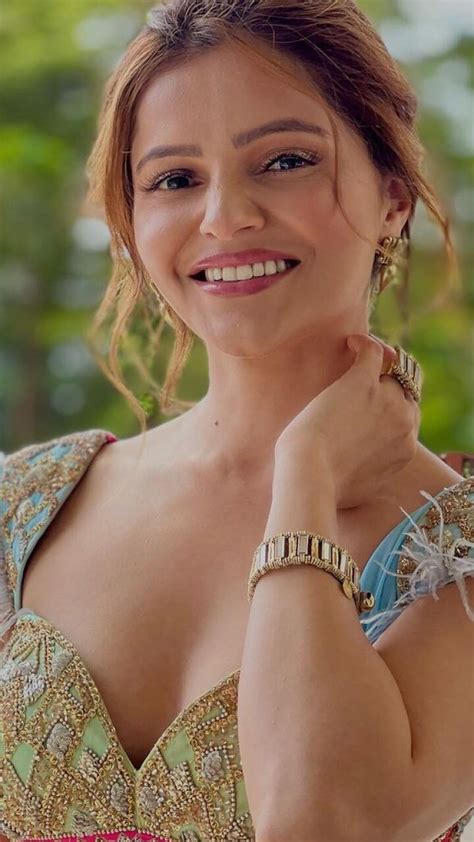 Rubina Dilaik Looks Gorgeous In Chiffon Saree See Her Latest Pics