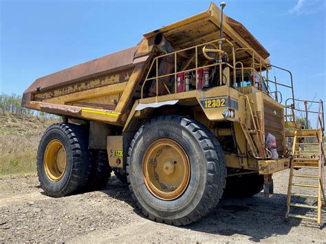 Cat Haul Truck Sizes