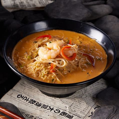 Sopas asiáticas El Ramen y la Sopa Thai de camarones Sushilight