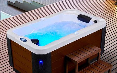 Best Hot Tub For One Person Experts Review