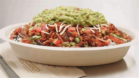 Chipotle adds plant-based chorizo, new lifestyle bowls to menu | Fox ...