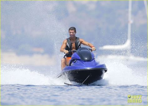 Cristiano Ronaldo Bares Hot Shirtless Body Again In Monaco Photo Cristiano Ronaldo