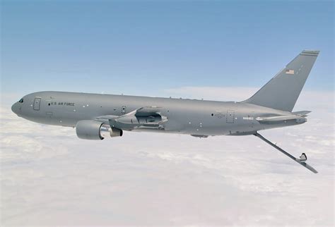 US Refueling Plane Sets New Endurance Record With 45 Hour Flight Around