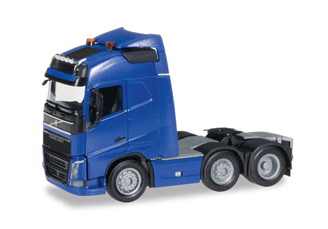 Herpa Volvo FH GL 6x2 Rigid Tractor With Headlights And Two Flashing