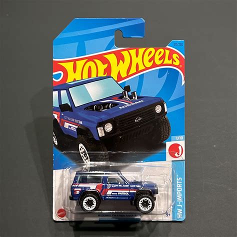 Hot Wheels Nissan Patrol Custom Hobbies Toys Toys Games On Carousell