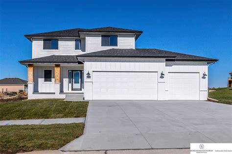 18402 Grand Ave Elkhorn NE 68022 Trulia