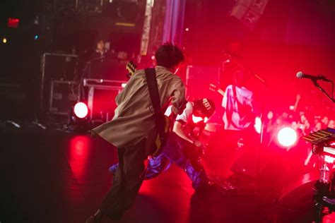 Radwimps、全公演ソールドアウトとなった北米ツアーのオフィシャルレポート＆インタビューが到着 の画像・写真 ぴあ音楽