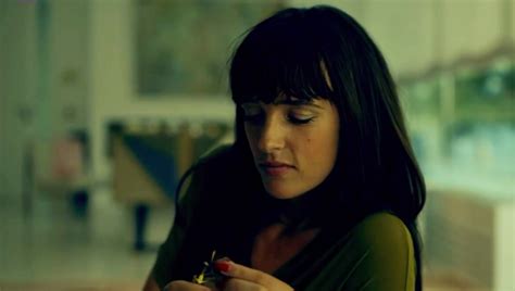 CFNM BARE ASS Video ThisVid