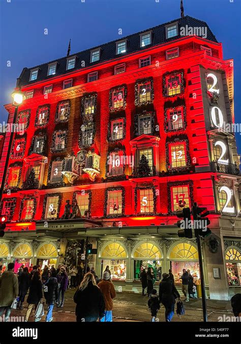 Fortnum & Mason Christmas Stock Photo - Alamy