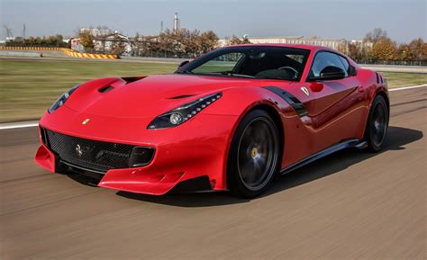 2016 Ferrari F12tdf First Drive Review Car And Driver