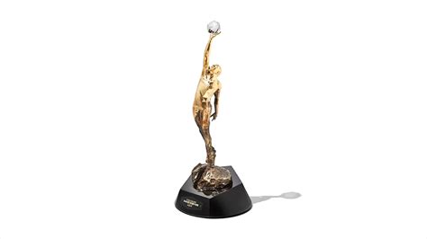 La NBA Lanza Un Nuevo Trofeo MVP Inspirado En Pero Que No Se Parece A