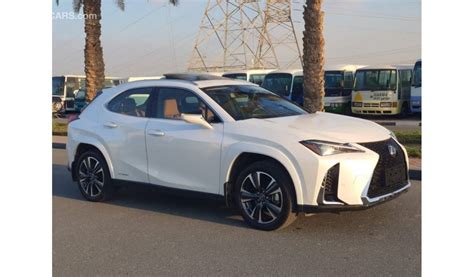 Used LEXUS UX200 HYBRID 2022 MODEL 2022 for sale in Dubai - 572668