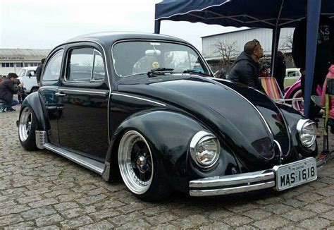 Pin De Courtenay Sewell Em Vw Fusca Preto Fusca Volkswagen Volkswagen