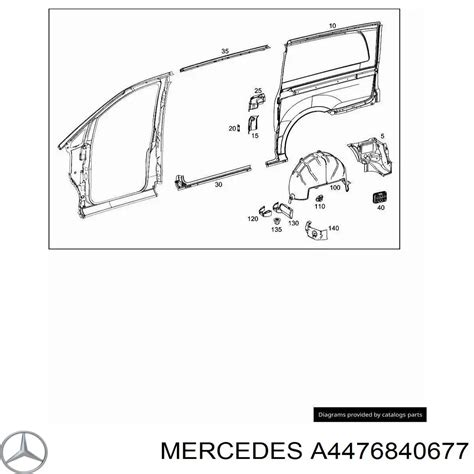 A4476840677 Mercedes подкрылок задний правый