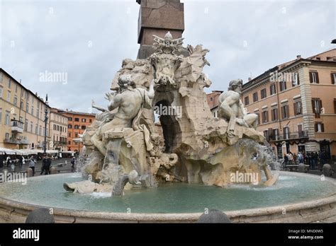 Fontana dei Quattro Fiumi Brunnen der vier Flüsse von Gian Lorenzo