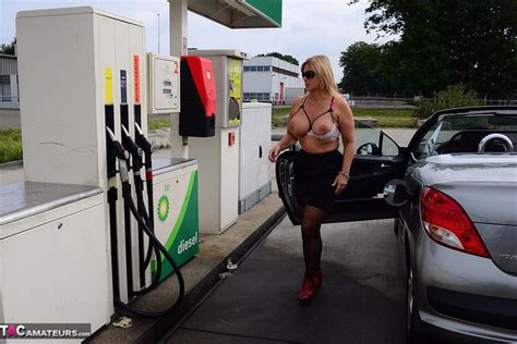 Older Blonde Nude Chrissy Exposes Herself While Filling Up At A Petrol Station CoedCherry